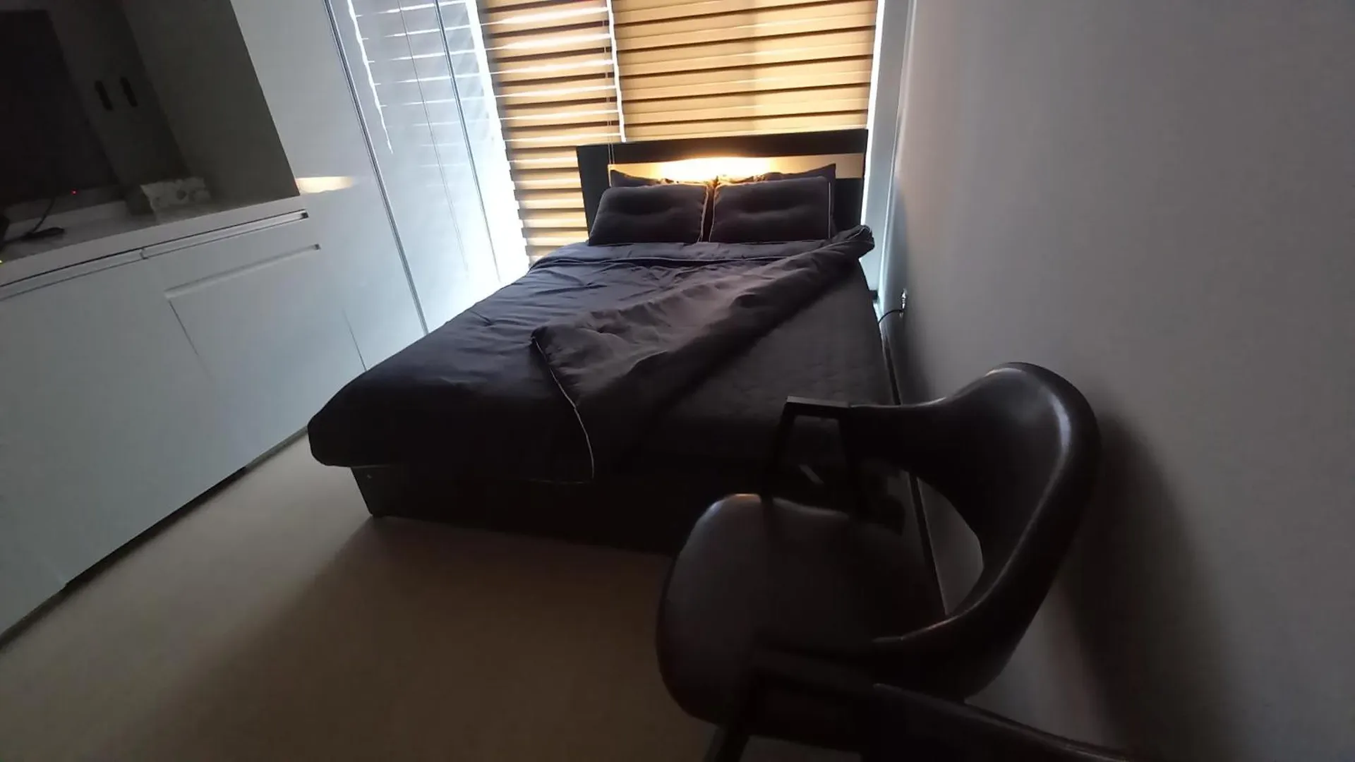 인천공항 운서역 스카이탑 레지던스 호탤 0*, Incheon